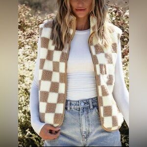Checkerboard Fleece Vest - Large